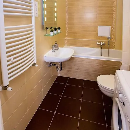 Opera With Three Bedroom W Ac Apartment Budapest