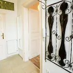 Apartamento Opera With Three Bedroom W Ac