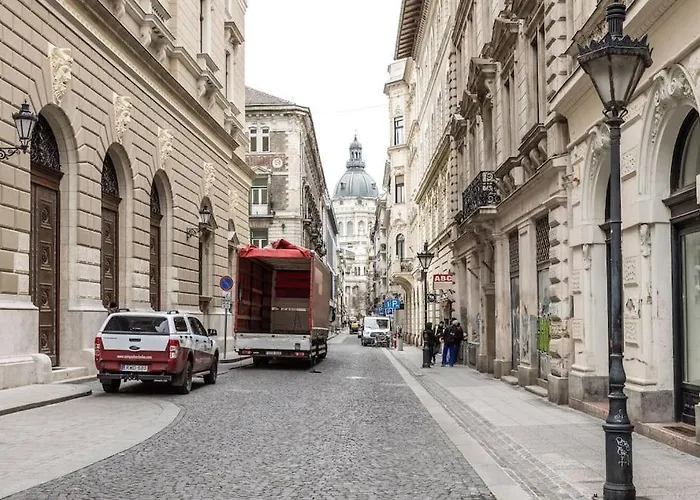 Appartement Opera With Three Bedroom W Ac *